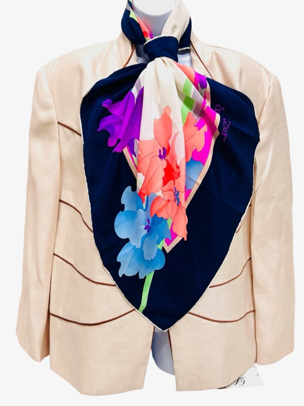 Leonard Paris 100% Silk Scarf 33" Ivery Blue pink purple green floral (79 - Picture 4 of 12
